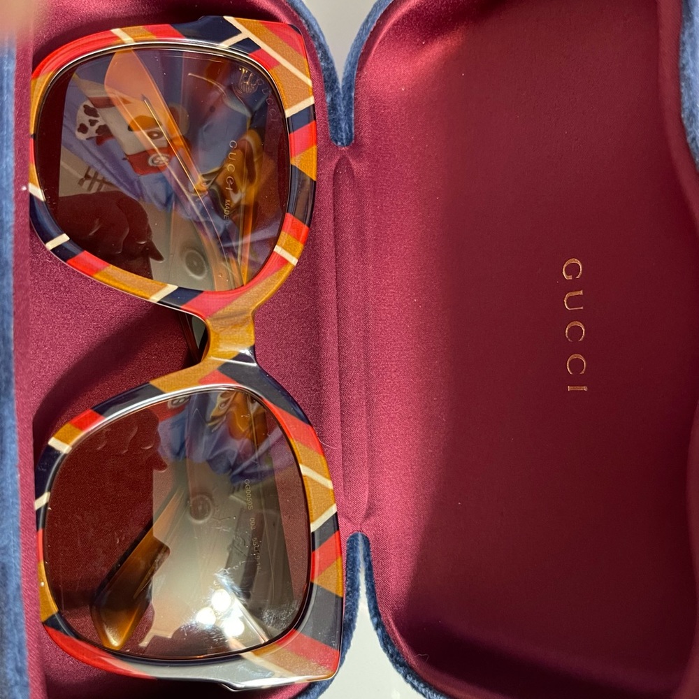 Gucci Oversized Frames Never Worn